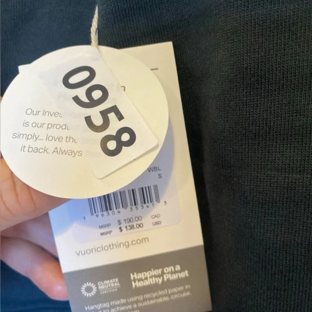 NWT Vuori mckenzie jacket WASHED BLACK Size: S_5
